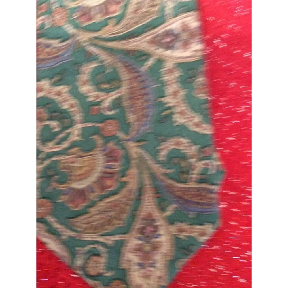 Saks Fifth Avenue Passport Silk Mens business tie Paisley